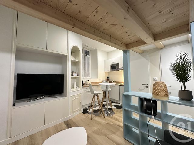 Appartement T1 à louer - 1 pièce - 16.2 m2 - LA ROCHELLE - 17 - POITOU-CHARENTES - Century 21 Agence Du Centre Ville