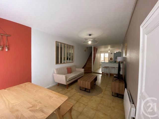 maison à louer - 1 pièce - 13.62 m2 - LA ROCHELLE - 17 - POITOU-CHARENTES - Century 21 Agence Du Centre Ville