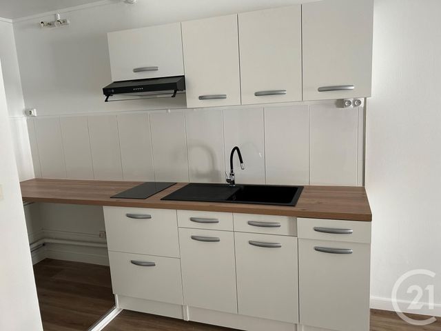Appartement F2 à louer - 2 pièces - 51.52 m2 - LA ROCHELLE - 17 - POITOU-CHARENTES - Century 21 Agence Du Centre Ville