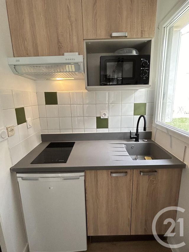 Appartement Studio à louer - 1 pièce - 19.75 m2 - AYTRE - 17 - POITOU-CHARENTES - Century 21 Agence Du Centre Ville