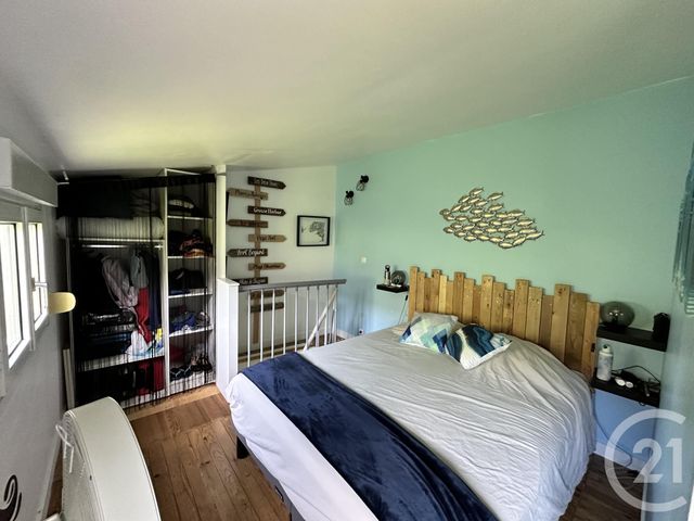 Appartement T2 duplex à louer - 2 pièces - 26.72 m2 - LA ROCHELLE - 17 - POITOU-CHARENTES - Century 21 Agence Du Centre Ville