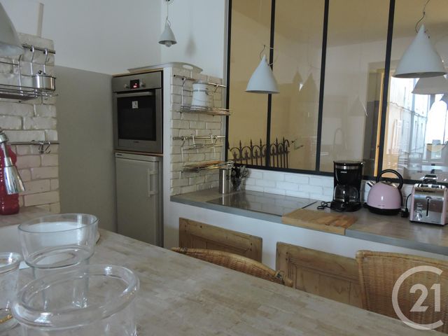 Appartement T1 bis à louer - 2 pièces - 43.29 m2 - LA ROCHELLE - 17 - POITOU-CHARENTES - Century 21 Agence Du Centre Ville
