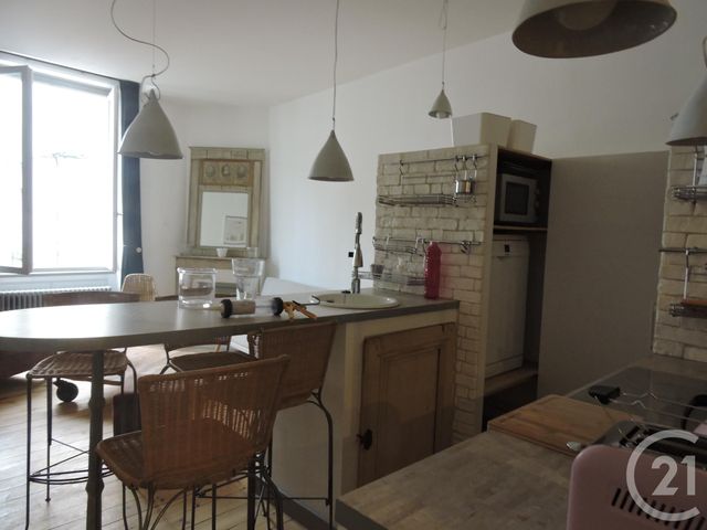 Appartement T1 bis à louer - 2 pièces - 43.29 m2 - LA ROCHELLE - 17 - POITOU-CHARENTES - Century 21 Agence Du Centre Ville
