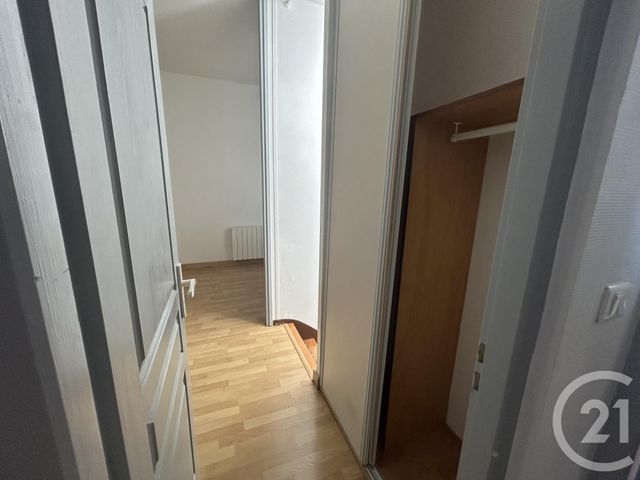 Appartement à louer - 3 pièces - 51.1 m2 - LA ROCHELLE - 17 - POITOU-CHARENTES - Century 21 Agence Du Centre Ville