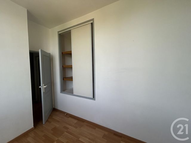 Appartement à louer - 3 pièces - 51.1 m2 - LA ROCHELLE - 17 - POITOU-CHARENTES - Century 21 Agence Du Centre Ville