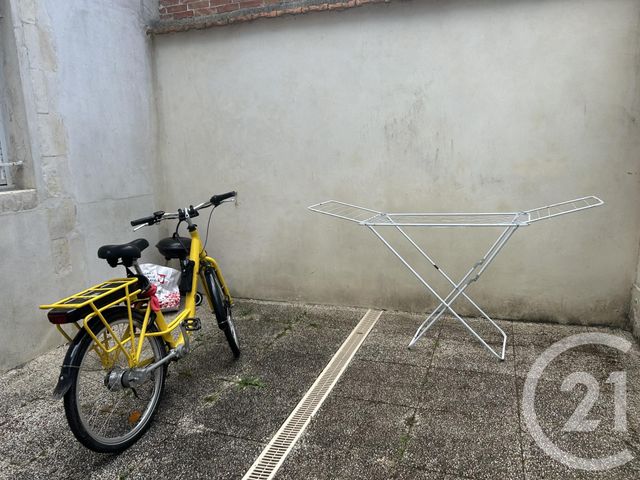 Appartement à louer - 3 pièces - 51.1 m2 - LA ROCHELLE - 17 - POITOU-CHARENTES - Century 21 Agence Du Centre Ville