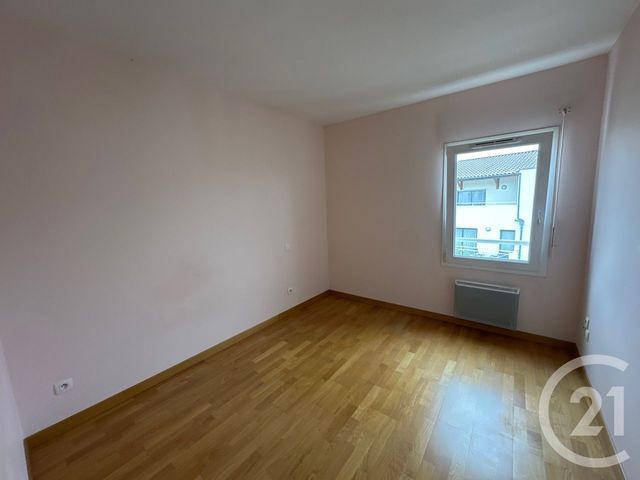 Appartement F3 à louer - 3 pièces - 58.09 m2 - LA ROCHELLE - 17 - POITOU-CHARENTES - Century 21 Agence Du Centre Ville
