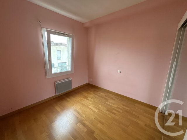 Appartement F3 à louer - 3 pièces - 58.09 m2 - LA ROCHELLE - 17 - POITOU-CHARENTES - Century 21 Agence Du Centre Ville