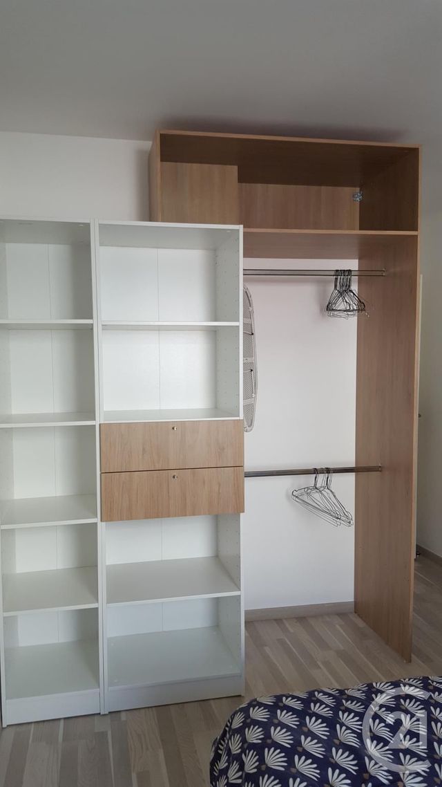 Appartement T2 à louer - 2 pièces - 43.0 m2 - LA ROCHELLE - 17 - POITOU-CHARENTES - Century 21 Agence Du Centre Ville