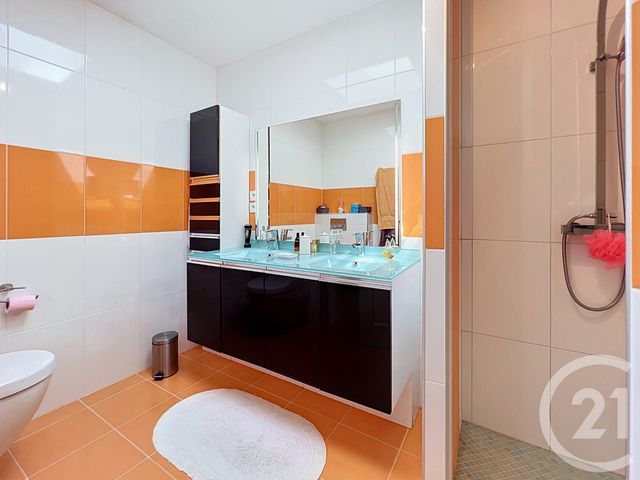 maison à vendre - 4 pièces - 92.5 m2 - ST VIVIEN - 17 - POITOU-CHARENTES - Century 21 Agence Du Centre Ville