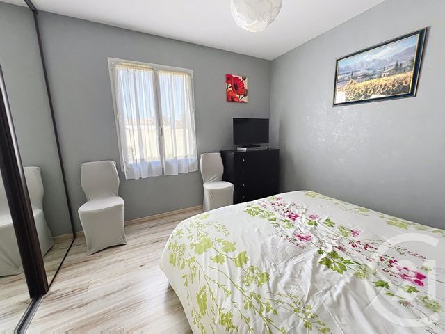 maison à vendre - 4 pièces - 92.5 m2 - ST VIVIEN - 17 - POITOU-CHARENTES - Century 21 Agence Du Centre Ville