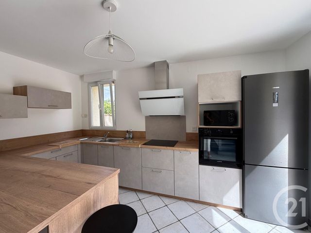 maison à louer - 1 pièce - 12.0 m2 - AYTRE - 17 - POITOU-CHARENTES - Century 21 Agence Du Centre Ville