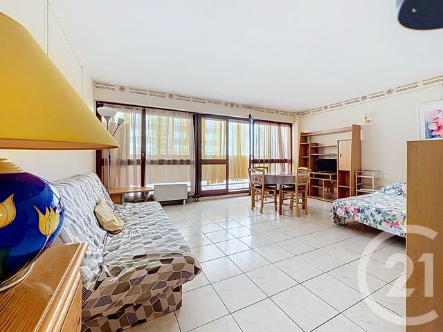 Appartement Studio à vendre - 1 pièce - 36.63 m2 - LA ROCHELLE - 17 - POITOU-CHARENTES - Century 21 Agence Du Centre Ville