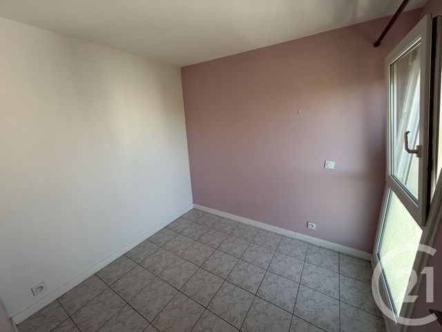 Appartement T1 bis à louer - 2 pièces - 38.1 m2 - LA ROCHELLE - 17 - POITOU-CHARENTES - Century 21 Agence Du Centre Ville