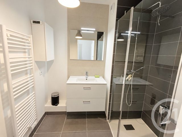 Appartement T4 à vendre - 4 pièces - 85.85 m2 - LA ROCHELLE - 17 - POITOU-CHARENTES - Century 21 Agence Du Centre Ville