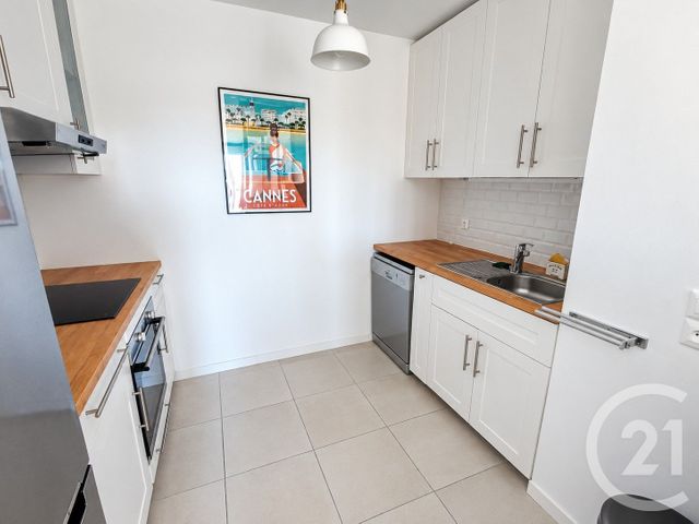 Appartement T4 à vendre - 4 pièces - 85.85 m2 - LA ROCHELLE - 17 - POITOU-CHARENTES - Century 21 Agence Du Centre Ville