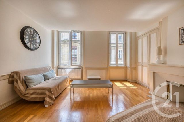 Appartement F2 à louer - 2 pièces - 58.0 m2 - LA ROCHELLE - 17 - POITOU-CHARENTES - Century 21 Agence Du Centre Ville
