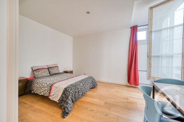 Appartement F2 à louer - 2 pièces - 58.0 m2 - LA ROCHELLE - 17 - POITOU-CHARENTES - Century 21 Agence Du Centre Ville
