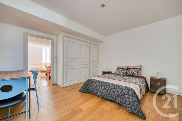 Appartement F2 à louer - 2 pièces - 58.0 m2 - LA ROCHELLE - 17 - POITOU-CHARENTES - Century 21 Agence Du Centre Ville