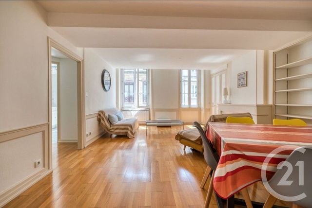 Appartement F2 à louer - 2 pièces - 58.0 m2 - LA ROCHELLE - 17 - POITOU-CHARENTES - Century 21 Agence Du Centre Ville