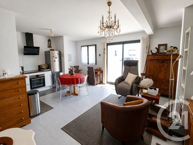 Appartement T4 à vendre - 4 pièces - 84.44 m2 - LA ROCHELLE - 17 - POITOU-CHARENTES - Century 21 Agence Du Centre Ville