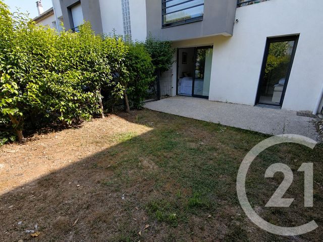 Appartement T4 à vendre - 4 pièces - 84.44 m2 - LA ROCHELLE - 17 - POITOU-CHARENTES - Century 21 Agence Du Centre Ville