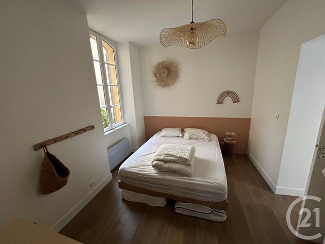 Appartement F2 à louer - 2 pièces - 46.75 m2 - LA ROCHELLE - 17 - POITOU-CHARENTES - Century 21 Agence Du Centre Ville