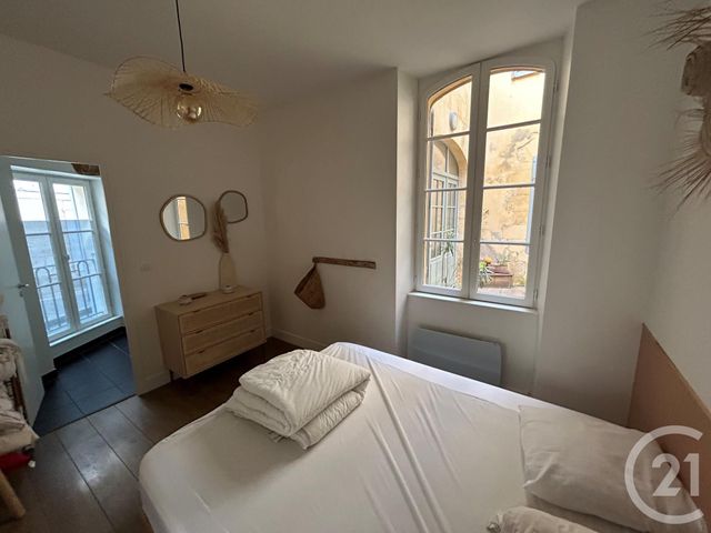 Appartement F2 à louer - 2 pièces - 46.75 m2 - LA ROCHELLE - 17 - POITOU-CHARENTES - Century 21 Agence Du Centre Ville