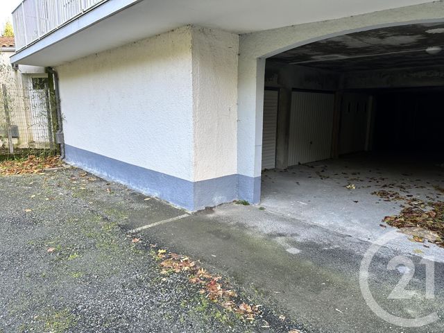 Appartement à louer - 2 pièces - 38.67 m2 - LA ROCHELLE - 17 - POITOU-CHARENTES - Century 21 Agence Du Centre Ville