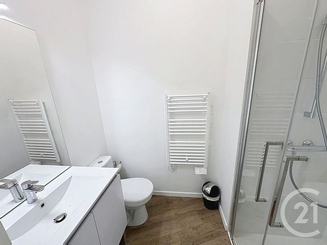 Appartement T1 à louer - 1 pièce - 25.54 m2 - AYTRE - 17 - POITOU-CHARENTES - Century 21 Agence Du Centre Ville