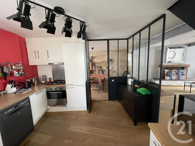 maison à louer - 4 pièces - 16.0 m2 - LA ROCHELLE - 17 - POITOU-CHARENTES - Century 21 Agence Du Centre Ville