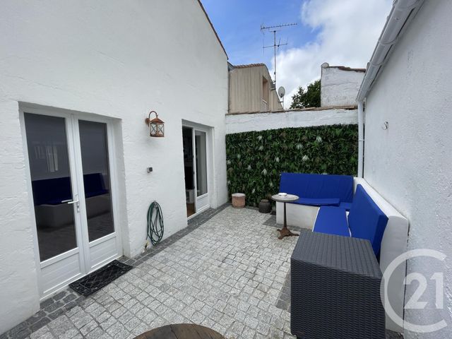 maison à louer - 1 pièce - 12.2 m2 - LA ROCHELLE - 17 - POITOU-CHARENTES - Century 21 Agence Du Centre Ville