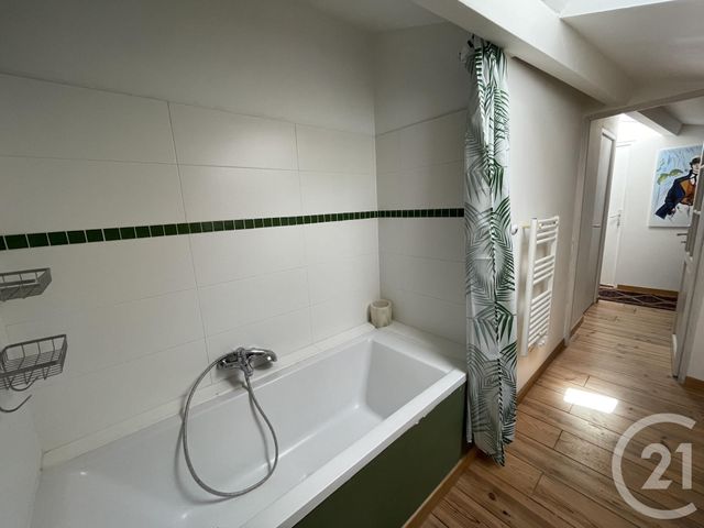 maison à louer - 1 pièce - 9.64 m2 - LA ROCHELLE - 17 - POITOU-CHARENTES - Century 21 Agence Du Centre Ville