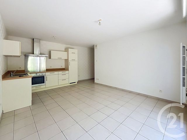 Appartement F3 à vendre - 3 pièces - 52.3 m2 - LA ROCHELLE - 17 - POITOU-CHARENTES - Century 21 Agence Du Centre Ville