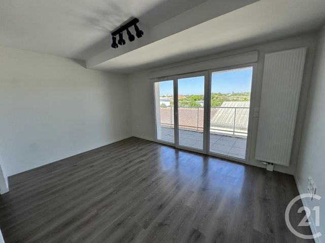Appartement F3 à louer - 3 pièces - 58.32 m2 - LA ROCHELLE - 17 - POITOU-CHARENTES - Century 21 Agence Du Centre Ville