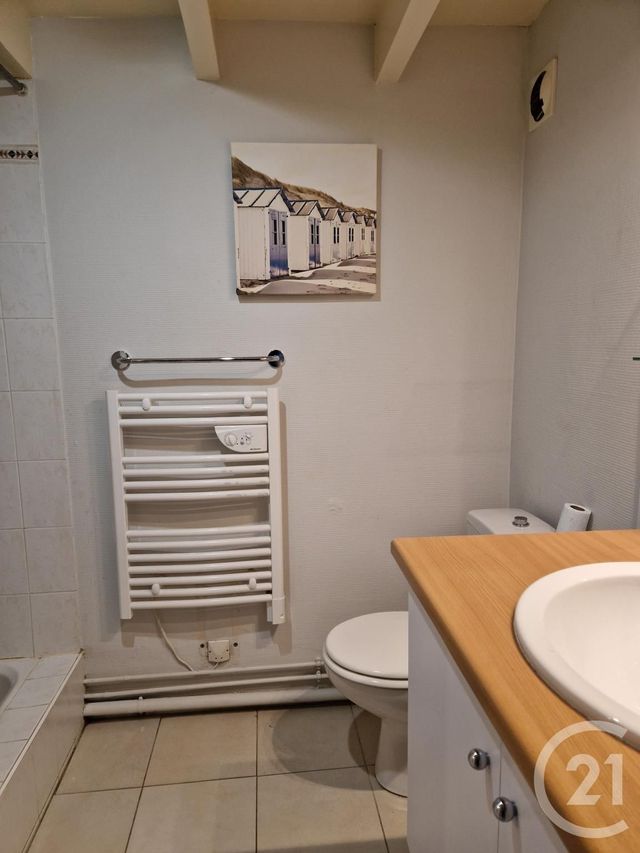 Appartement Studio à louer - 1 pièce - 19.98 m2 - LA ROCHELLE - 17 - POITOU-CHARENTES - Century 21 Agence Du Centre Ville