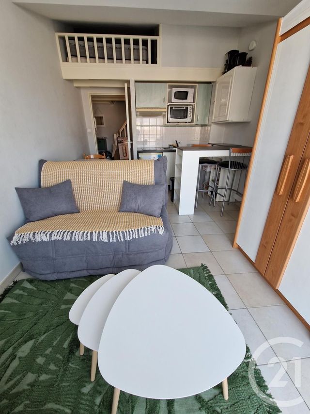 Appartement Studio à louer - 1 pièce - 19.98 m2 - LA ROCHELLE - 17 - POITOU-CHARENTES - Century 21 Agence Du Centre Ville