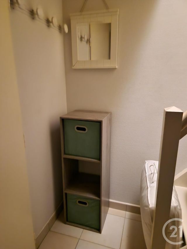 Appartement Studio à louer - 1 pièce - 19.98 m2 - LA ROCHELLE - 17 - POITOU-CHARENTES - Century 21 Agence Du Centre Ville