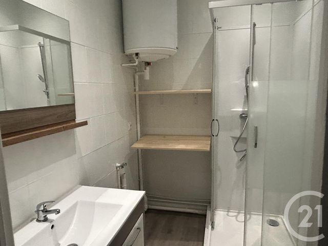 Appartement T4 à louer - 4 pièces - 63.56 m2 - LA ROCHELLE - 17 - POITOU-CHARENTES - Century 21 Agence Du Centre Ville