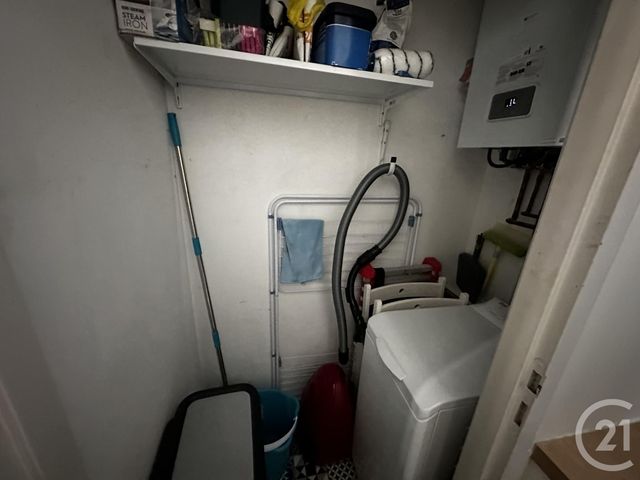 Appartement T1 bis à louer - 2 pièces - 33.35 m2 - LA ROCHELLE - 17 - POITOU-CHARENTES - Century 21 Agence Du Centre Ville