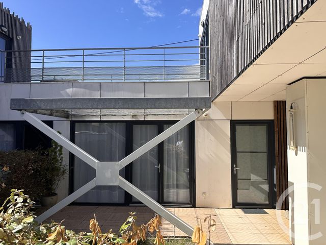 Appartement à louer - 2 pièces - 55.36 m2 - LA ROCHELLE - 17 - POITOU-CHARENTES - Century 21 Agence Du Centre Ville