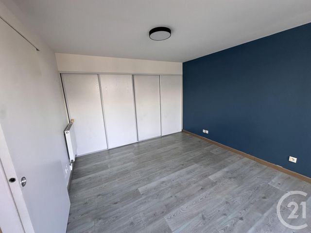 Appartement à louer - 2 pièces - 55.36 m2 - LA ROCHELLE - 17 - POITOU-CHARENTES - Century 21 Agence Du Centre Ville