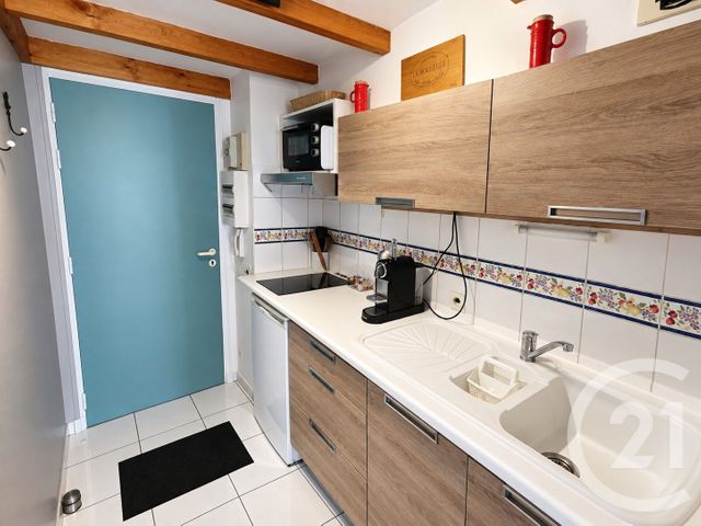 Appartement Studio à vendre - 1 pièce - 27.19 m2 - LA ROCHELLE - 17 - POITOU-CHARENTES - Century 21 Agence Du Centre Ville