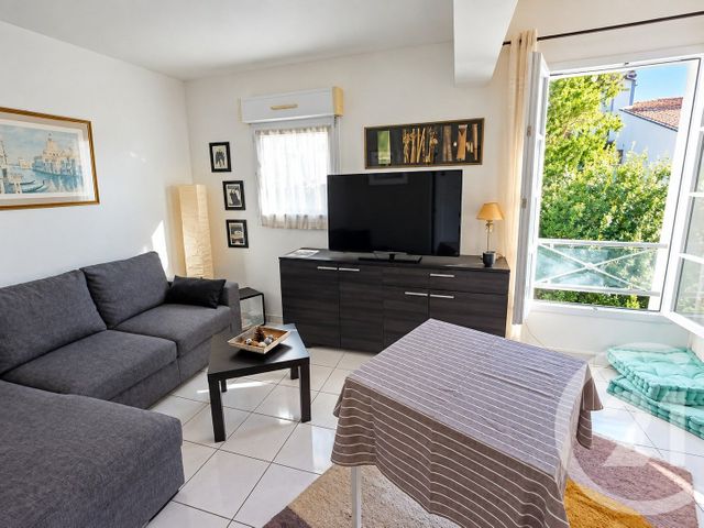 Appartement Studio à vendre - 1 pièce - 27.19 m2 - LA ROCHELLE - 17 - POITOU-CHARENTES - Century 21 Agence Du Centre Ville