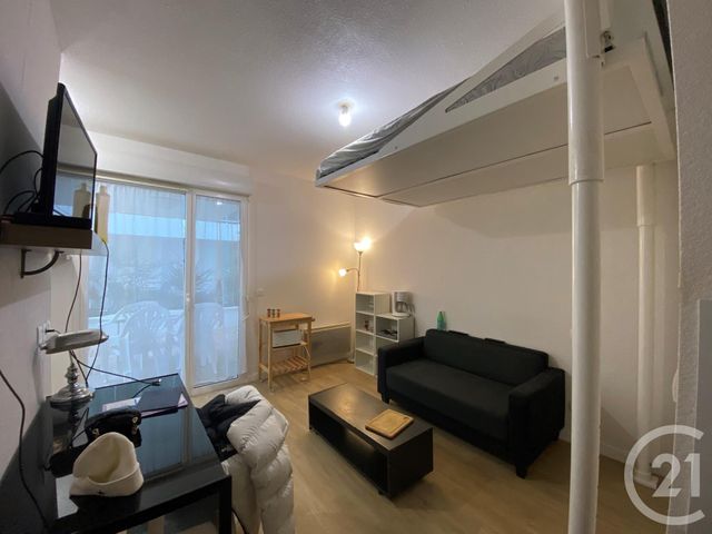 Appartement Studio à louer - 1 pièce - 20.41 m2 - LA ROCHELLE - 17 - POITOU-CHARENTES - Century 21 Agence Du Centre Ville