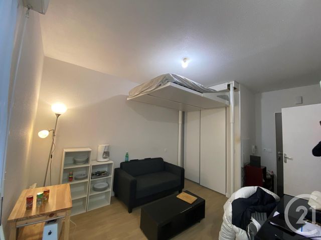 Appartement Studio à louer - 1 pièce - 20.41 m2 - LA ROCHELLE - 17 - POITOU-CHARENTES - Century 21 Agence Du Centre Ville