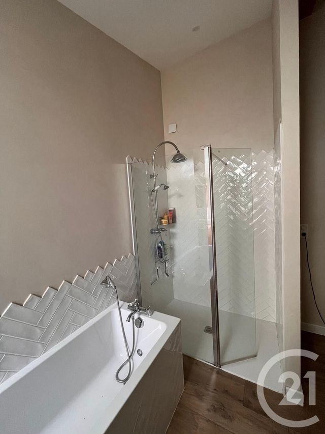 maison à vendre - 6 pièces - 200.0 m2 - BREUIL MAGNE - 17 - POITOU-CHARENTES - Century 21 Agence Du Centre Ville